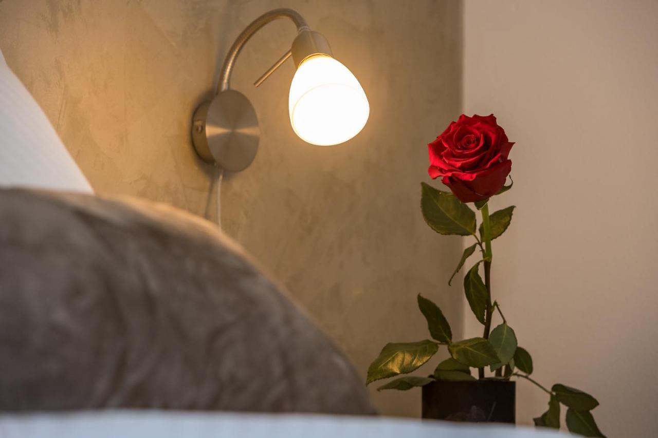 Alena Apartment *